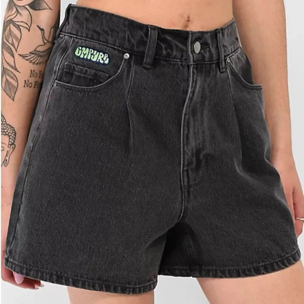 Empyre Tori Black Pleated Denim Jean Skate Shorts 100% Cotton Women’s Size XS
